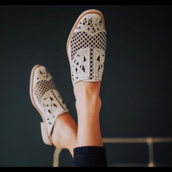 NWT Free People paramount slip on 6.5 - Picture 2 of 8